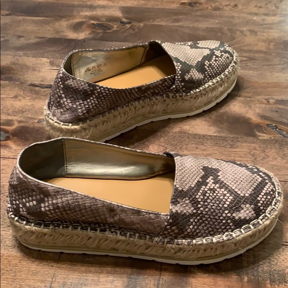 Super Cute Wedge Platform Shoes